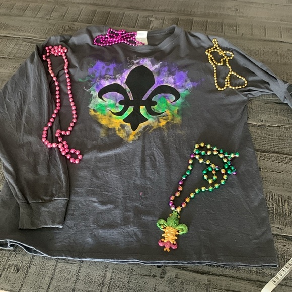 Mardi Gras Long Sleeve Shirt Large Gray Preloved - Picture 1 of 4